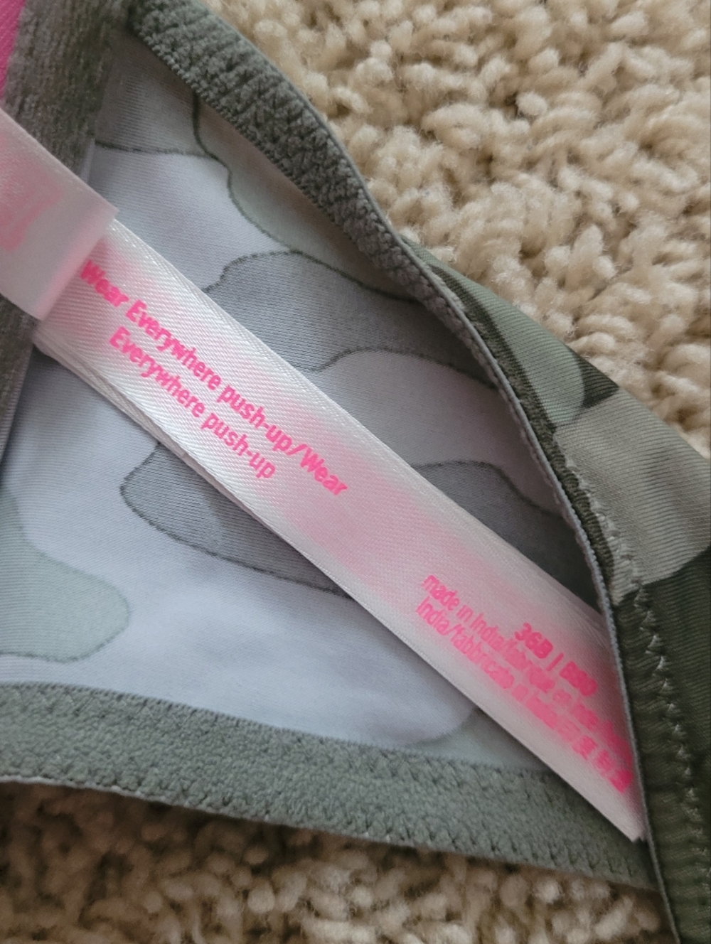 Victorias Secret PINK Wear Everywear Push Up  Bras Camo Cranberry 36B Racerback - Picture 14 of 15